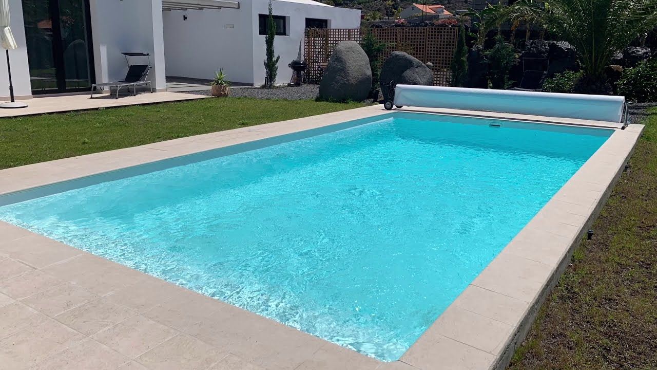 Videovorschau: Kompaktpool von PROCALOR installiert